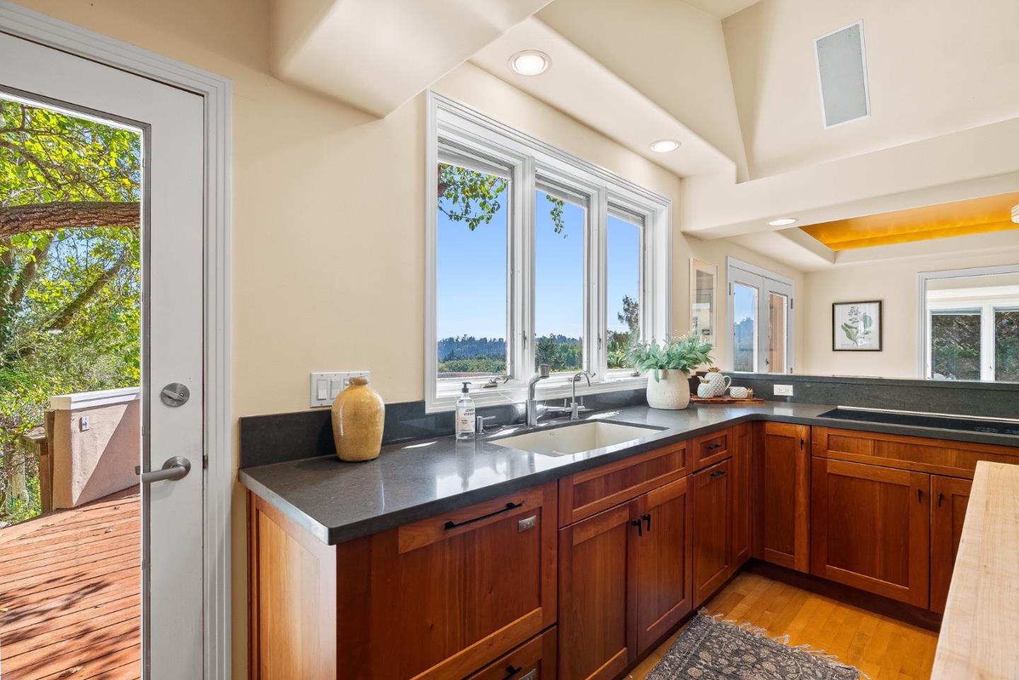 2222 Ocean Street Extension