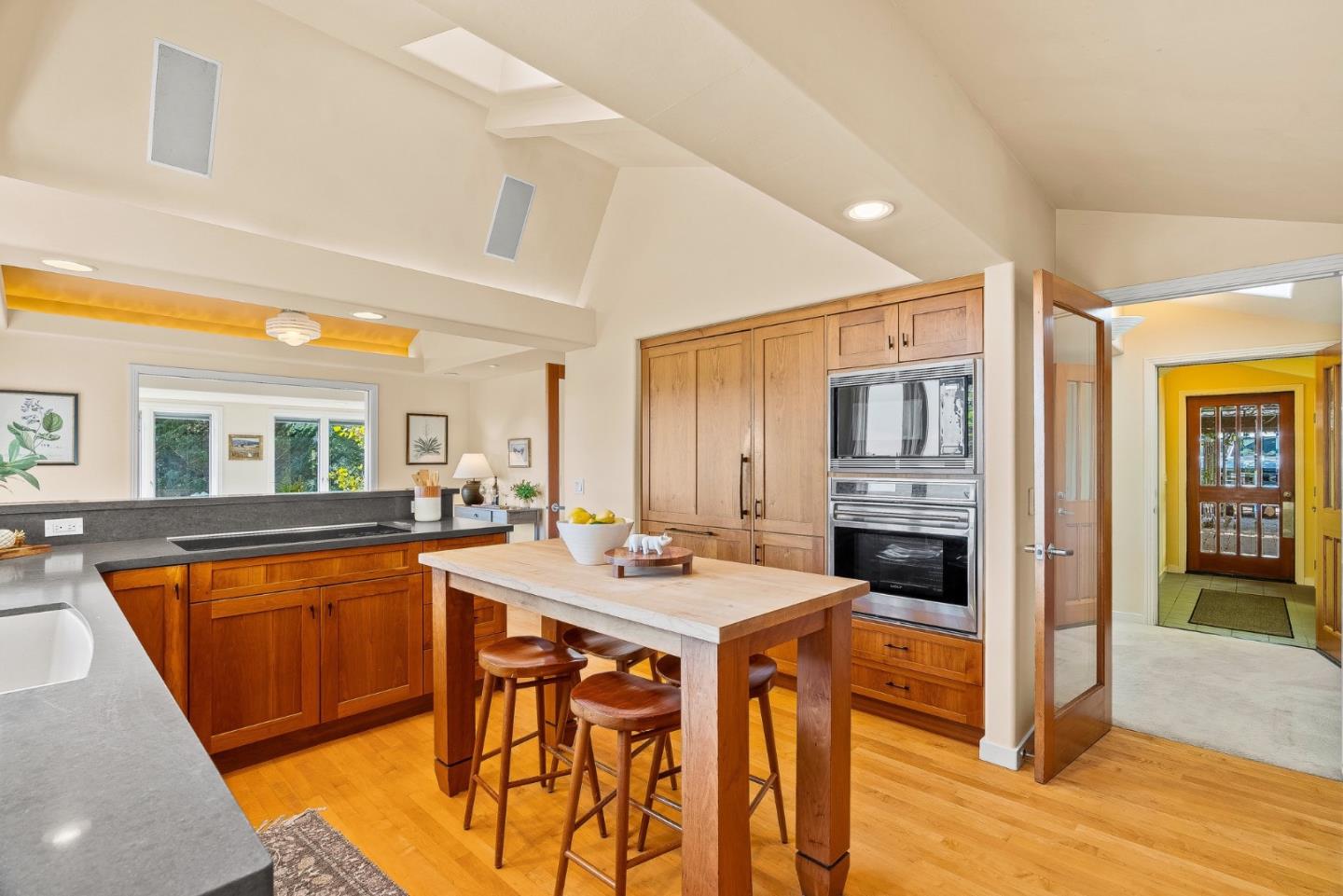 2222 Ocean Street Extension