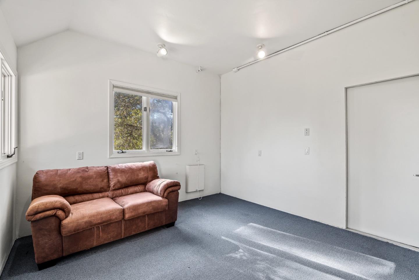 2222 Ocean Street Extension