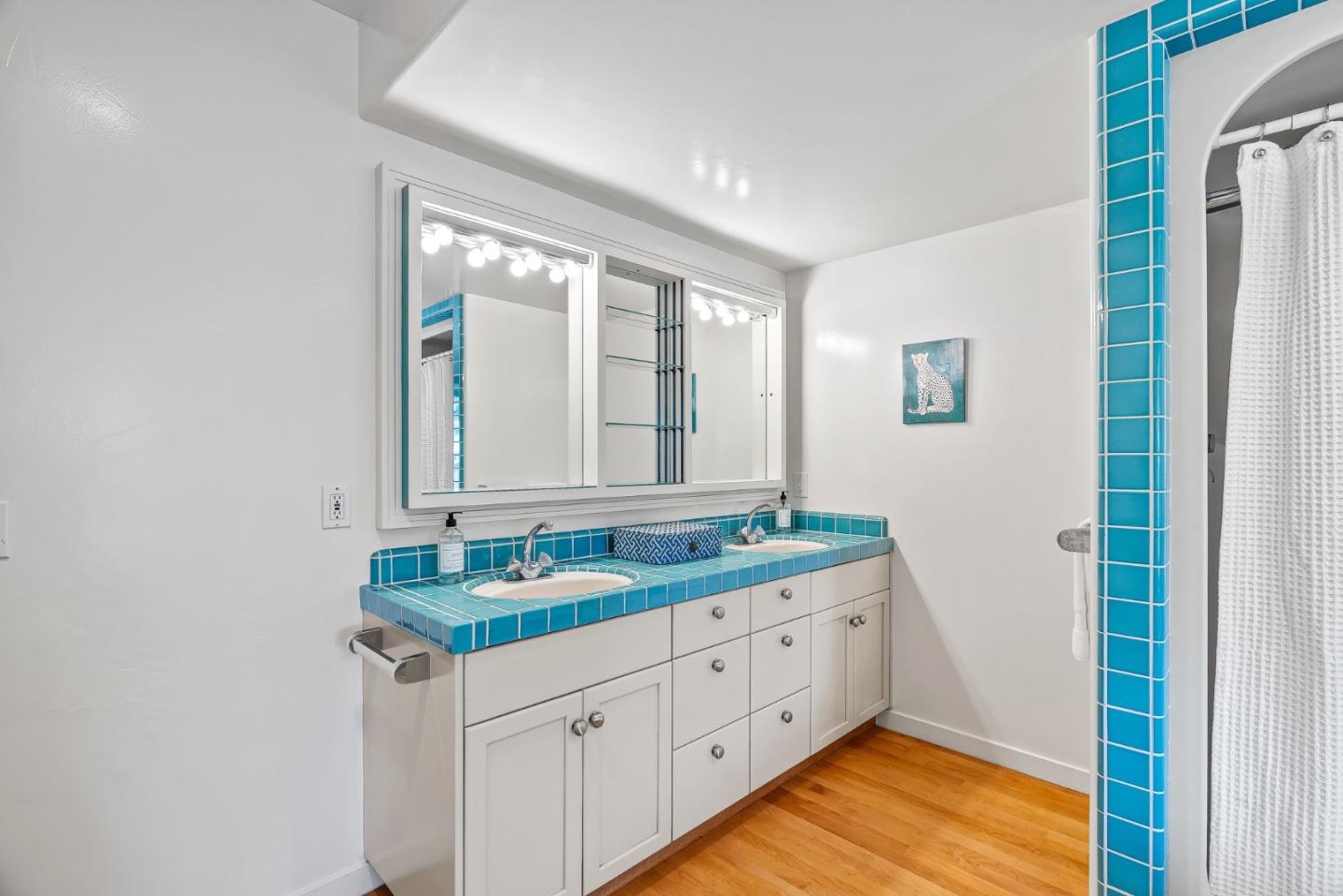 2222 Ocean Street Extension