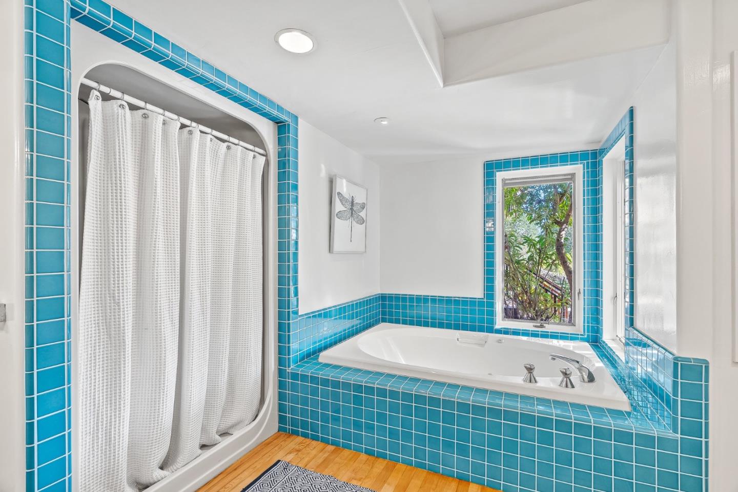 2222 Ocean Street Extension