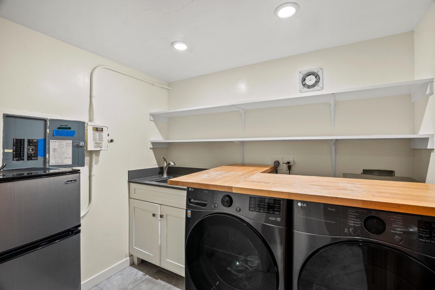 2222 Ocean Street Extension