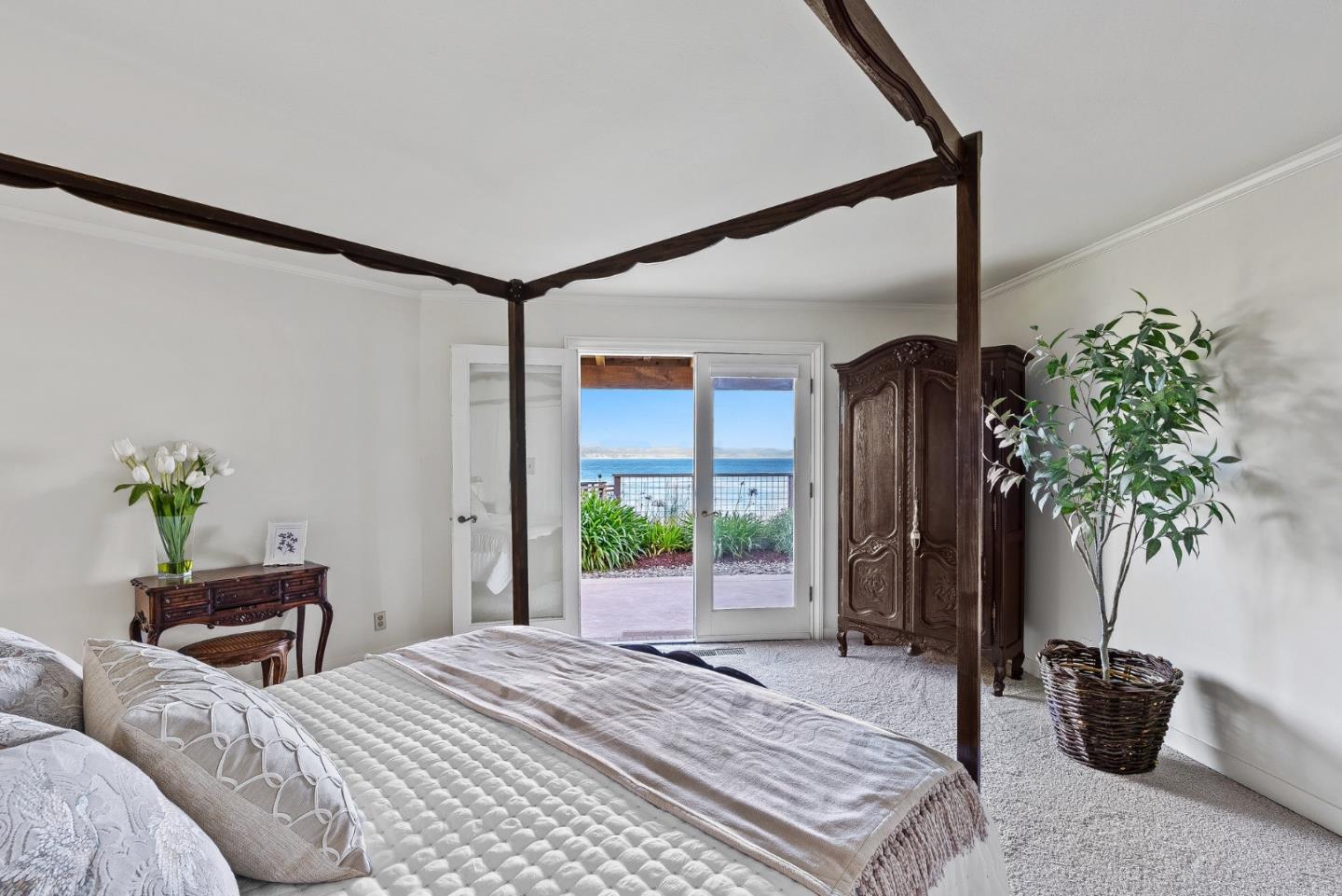 4250 Opal Cliff Drive