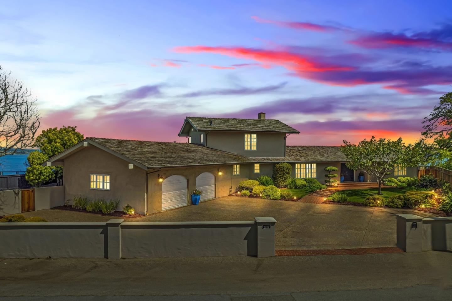 4250 Opal Cliff Drive