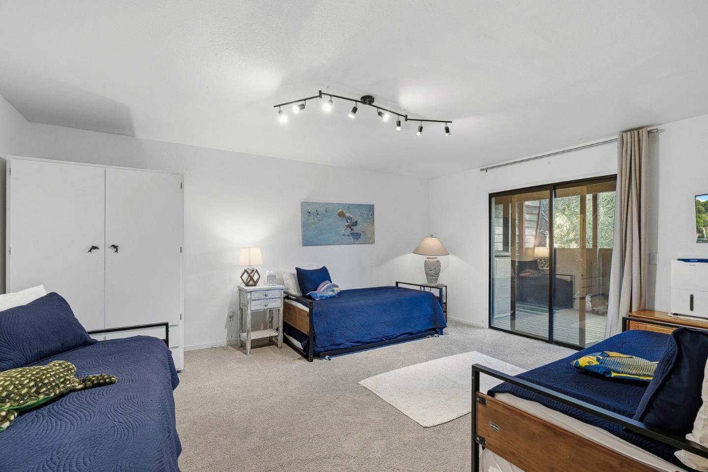 21 Cypress