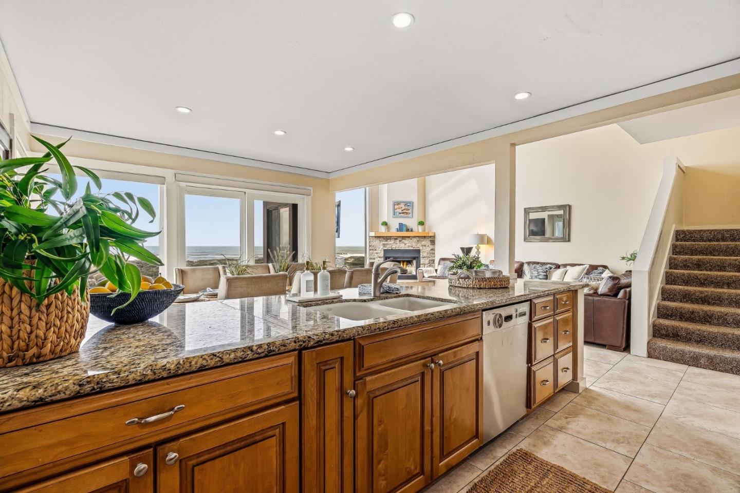 262 Monterey Dunes Way