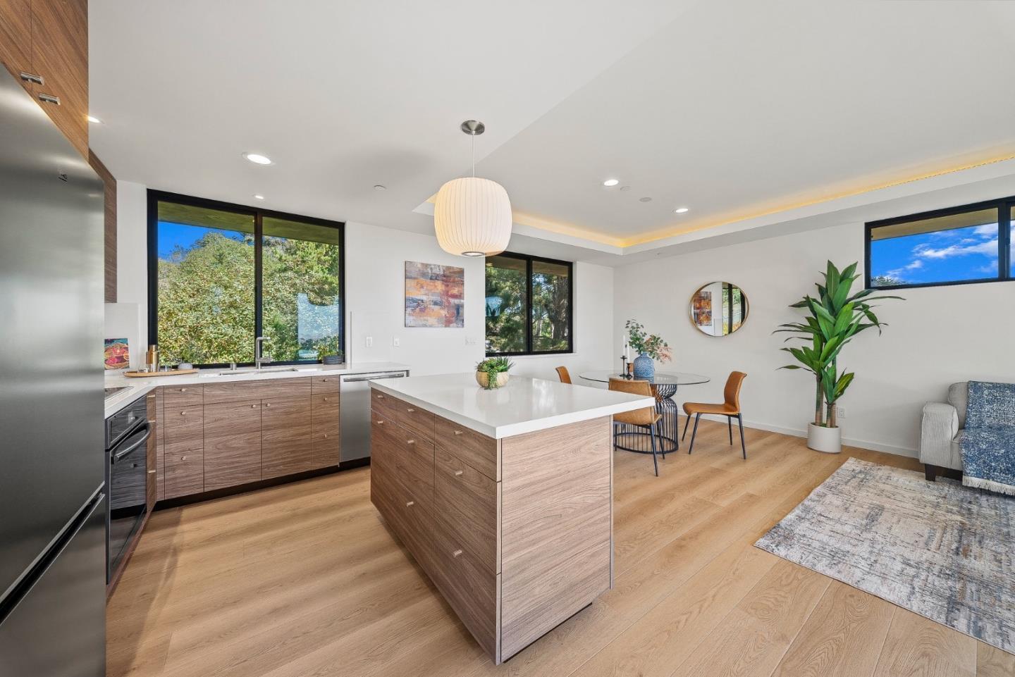 600 Sea View Terrace