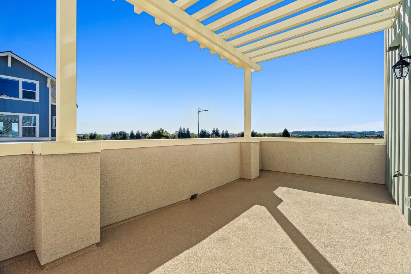 102 Skyline Vista Way