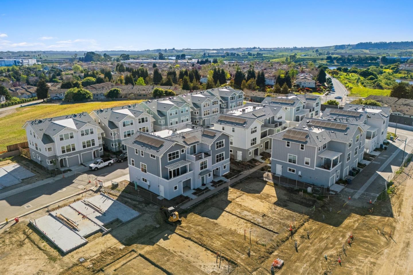 102 Skyline Vista Way