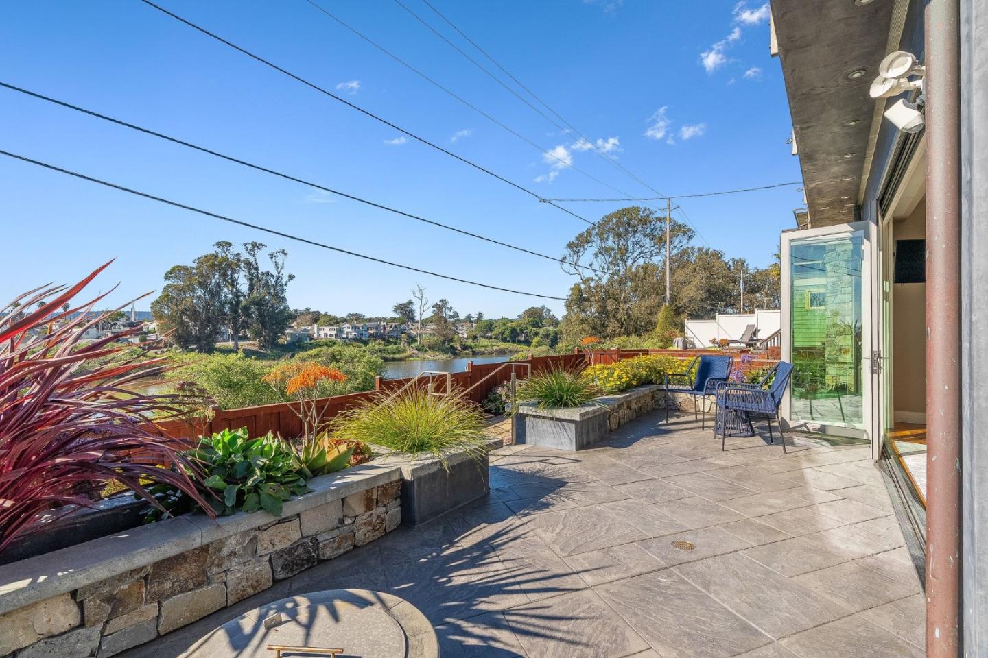 2974 East Cliff Drive