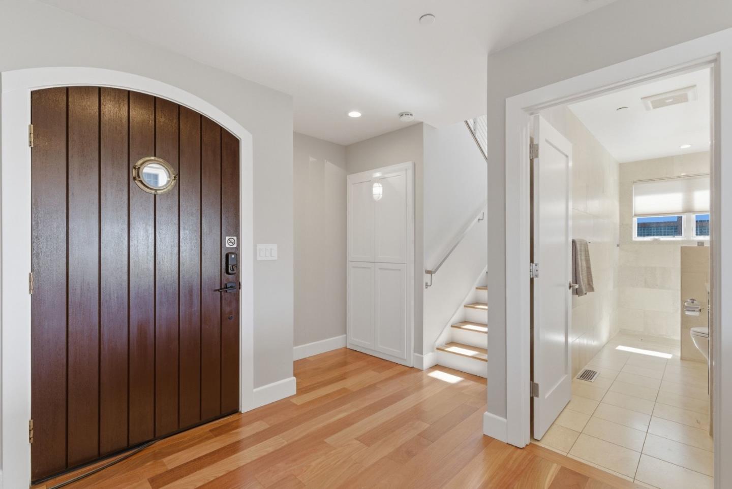 2974 East Cliff Drive