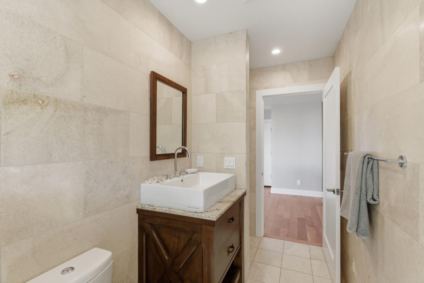 2974 East Cliff Drive