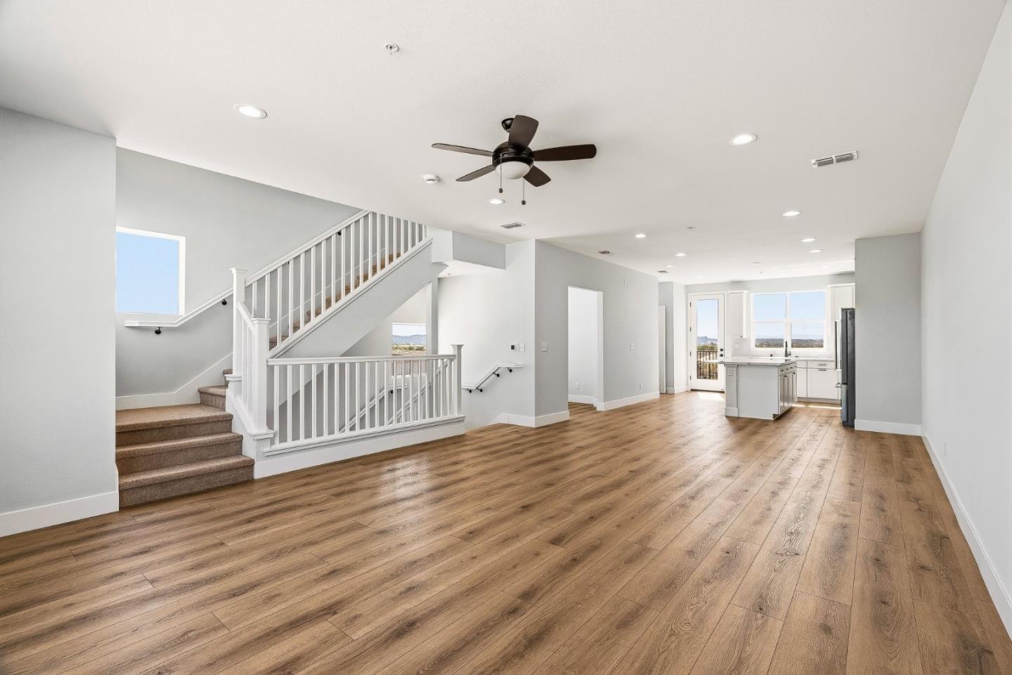 141 Skyline Vista Way