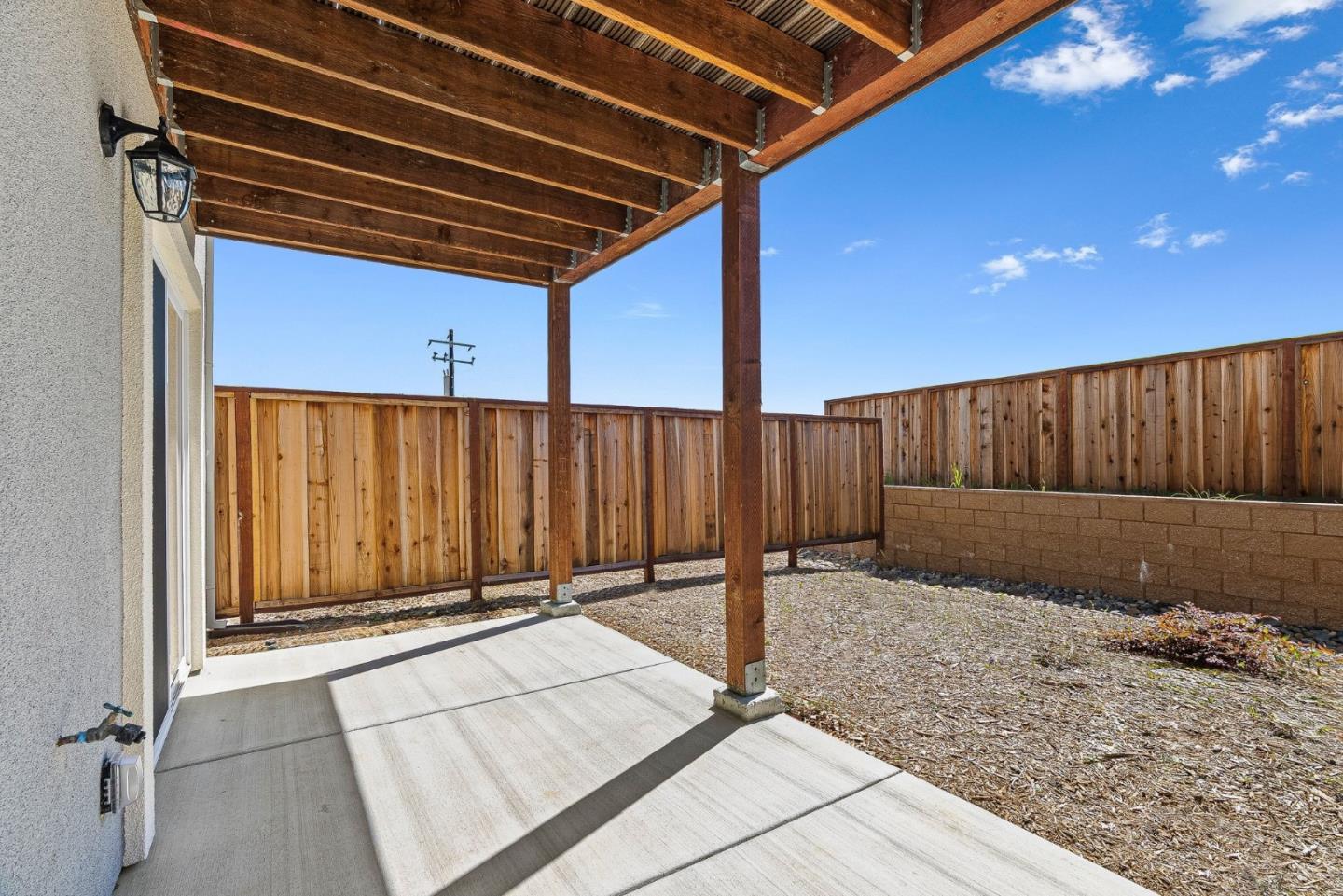 141 Skyline Vista Way