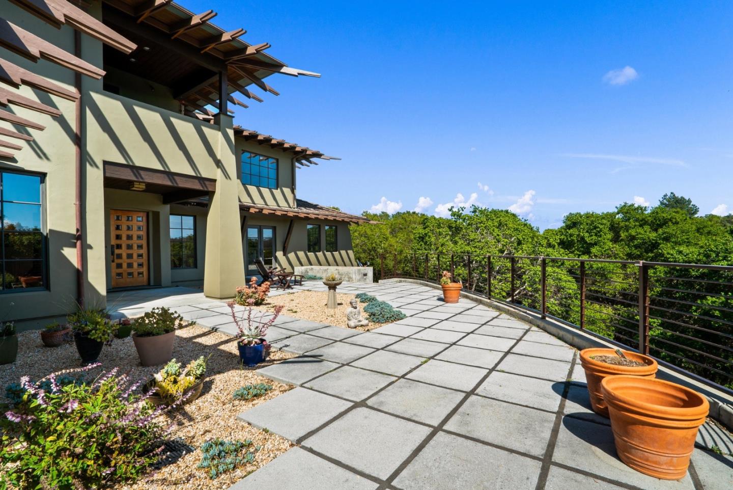 1205 Eagle Hill Road