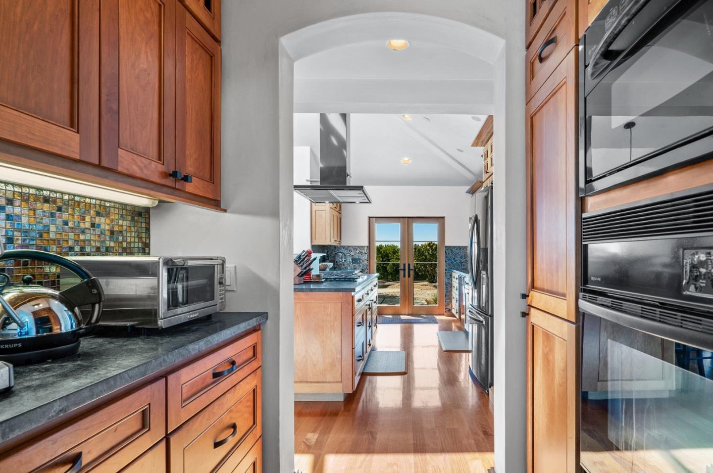 1205 Eagle Hill Road