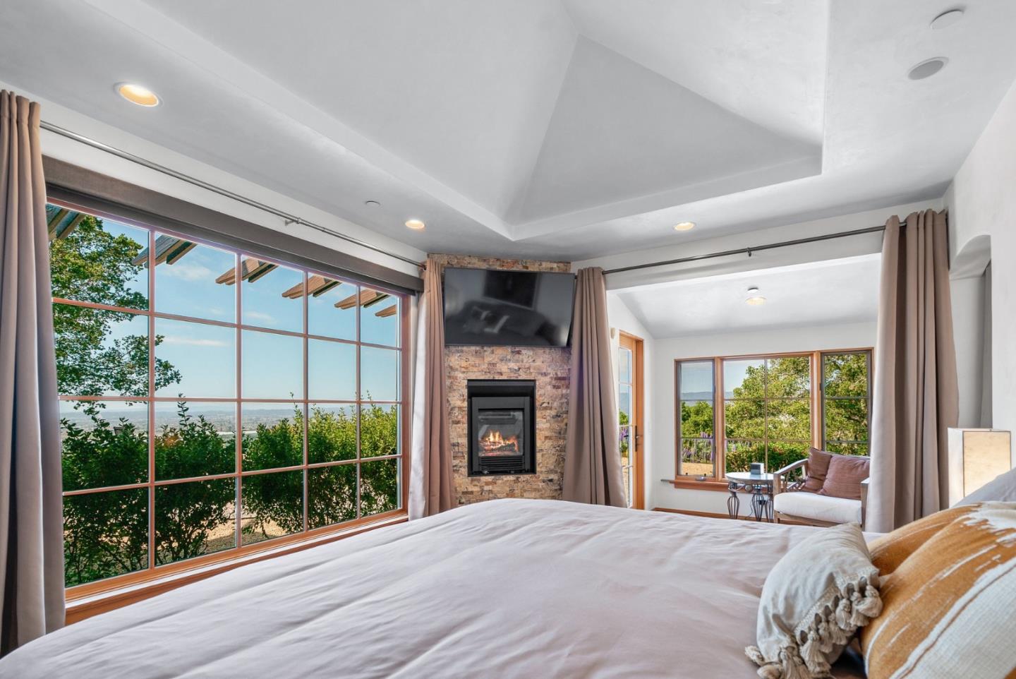 1205 Eagle Hill Road