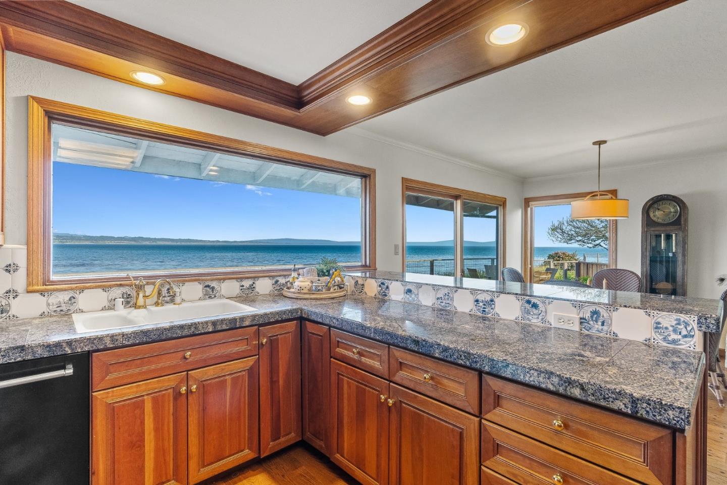 4250 Opal Cliff DR
