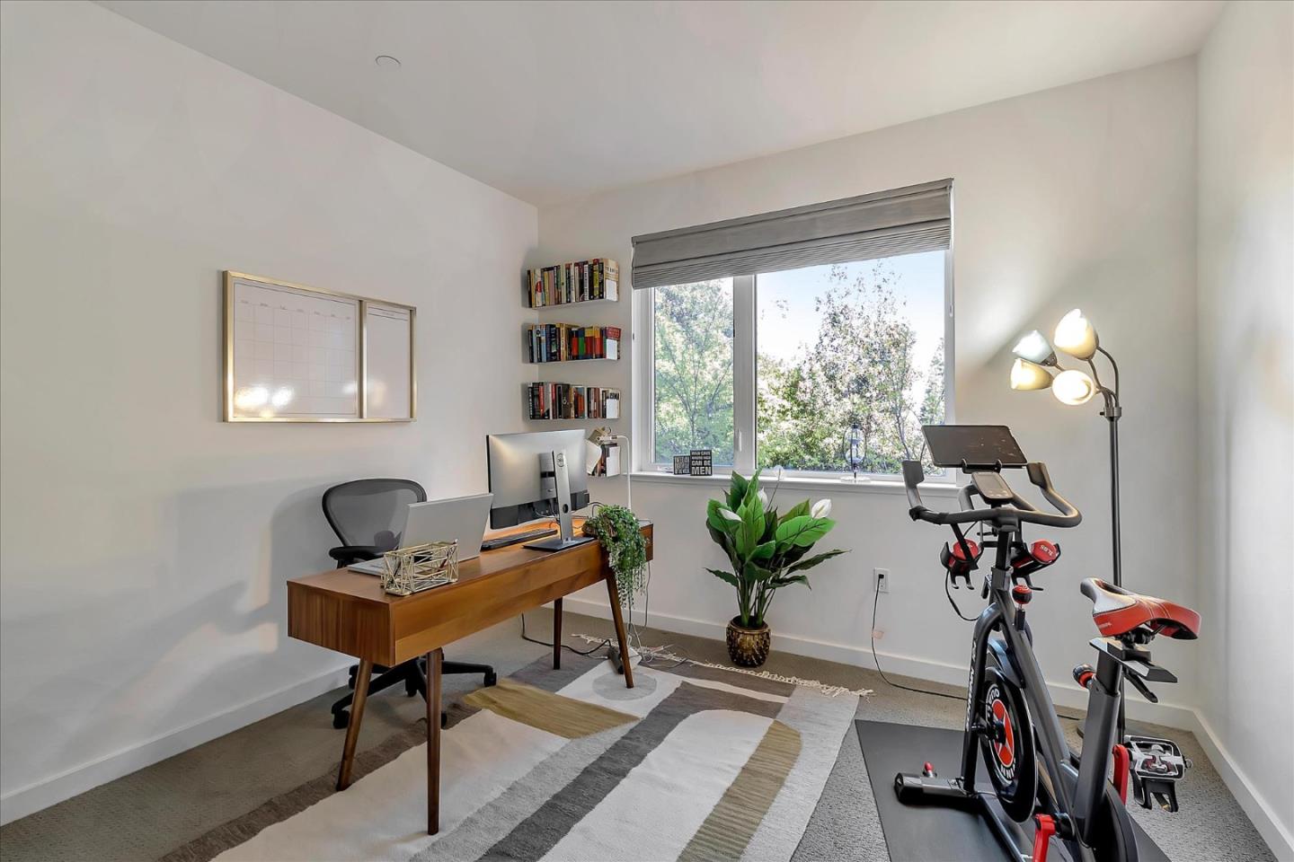 400 El Camino Real Unit: 214