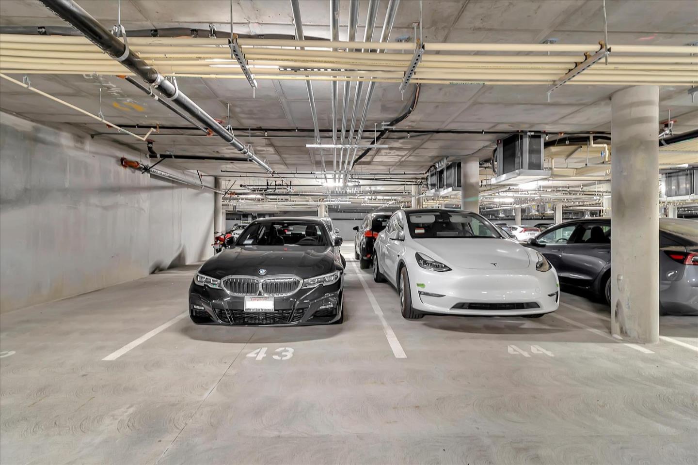 400 El Camino Real Unit: 214