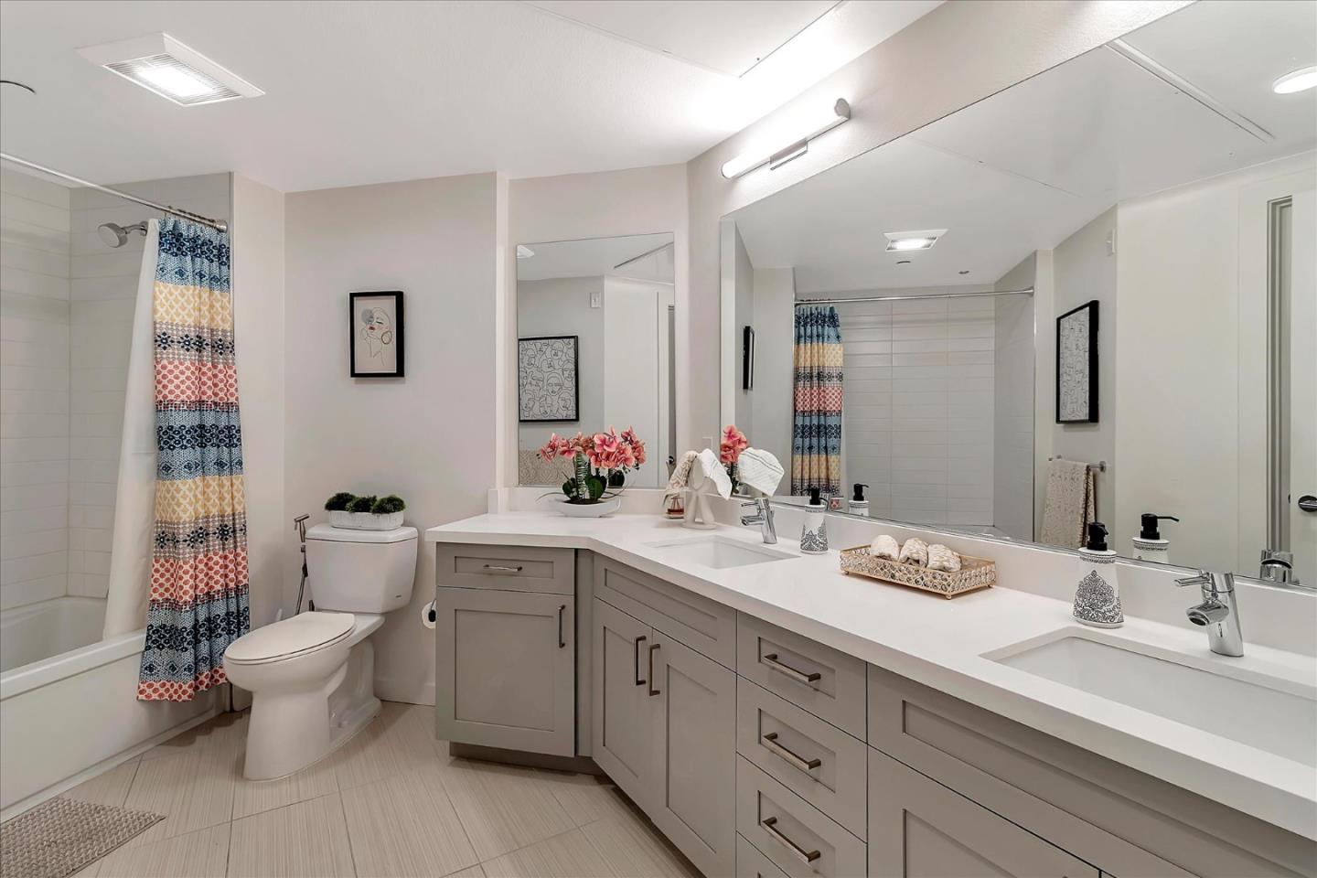 400 El Camino Real Unit: 214