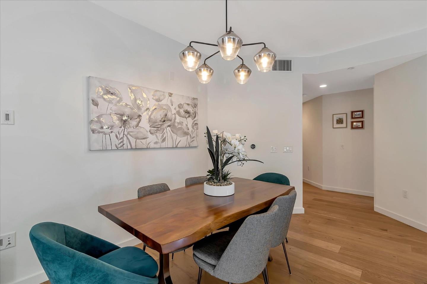 400 El Camino Real Unit: 214