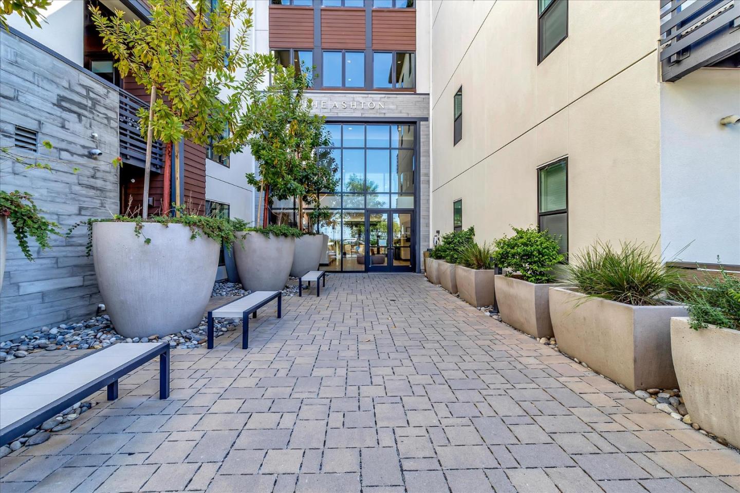 400 El Camino Real Unit: 214