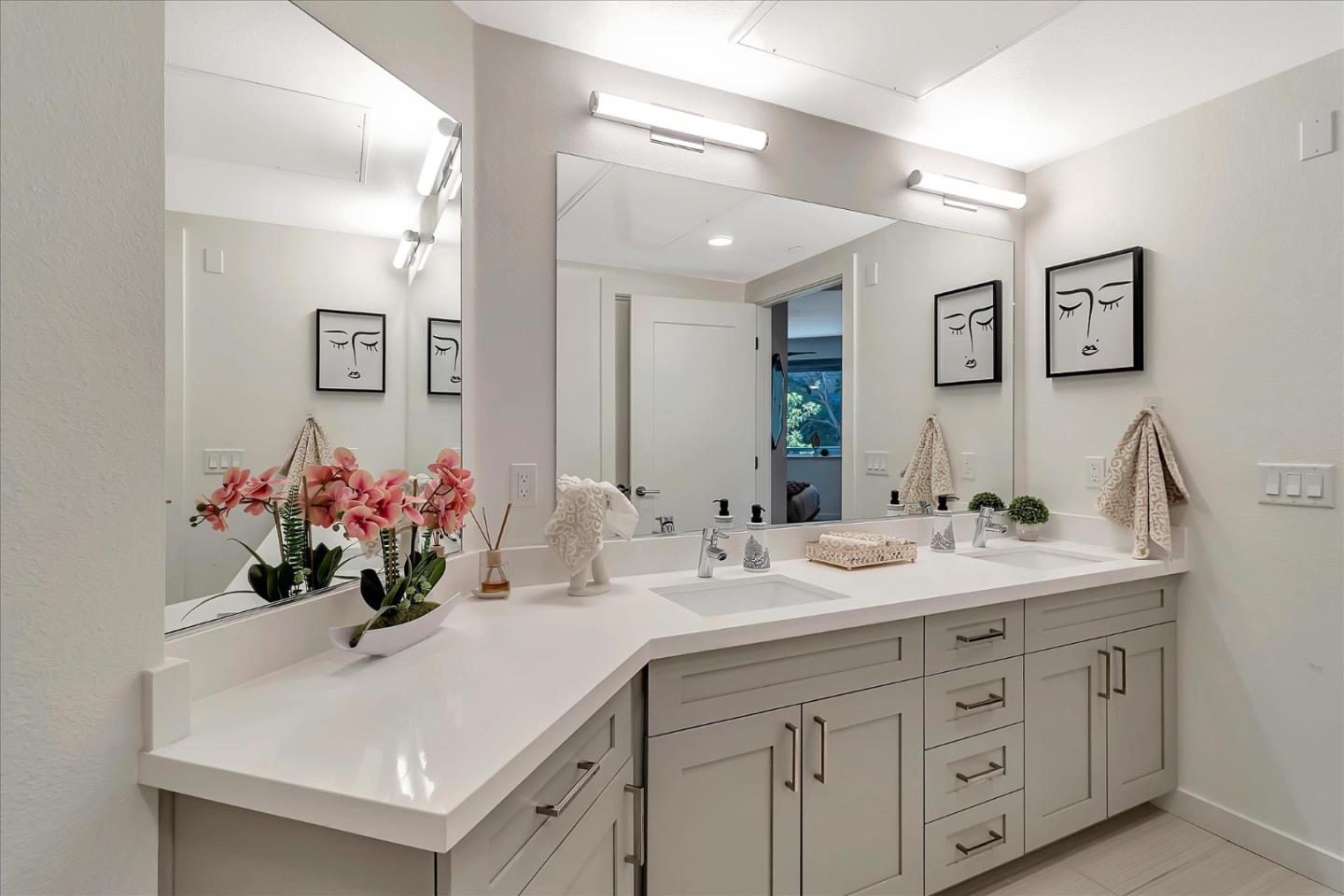 400 El Camino Real Unit: 214