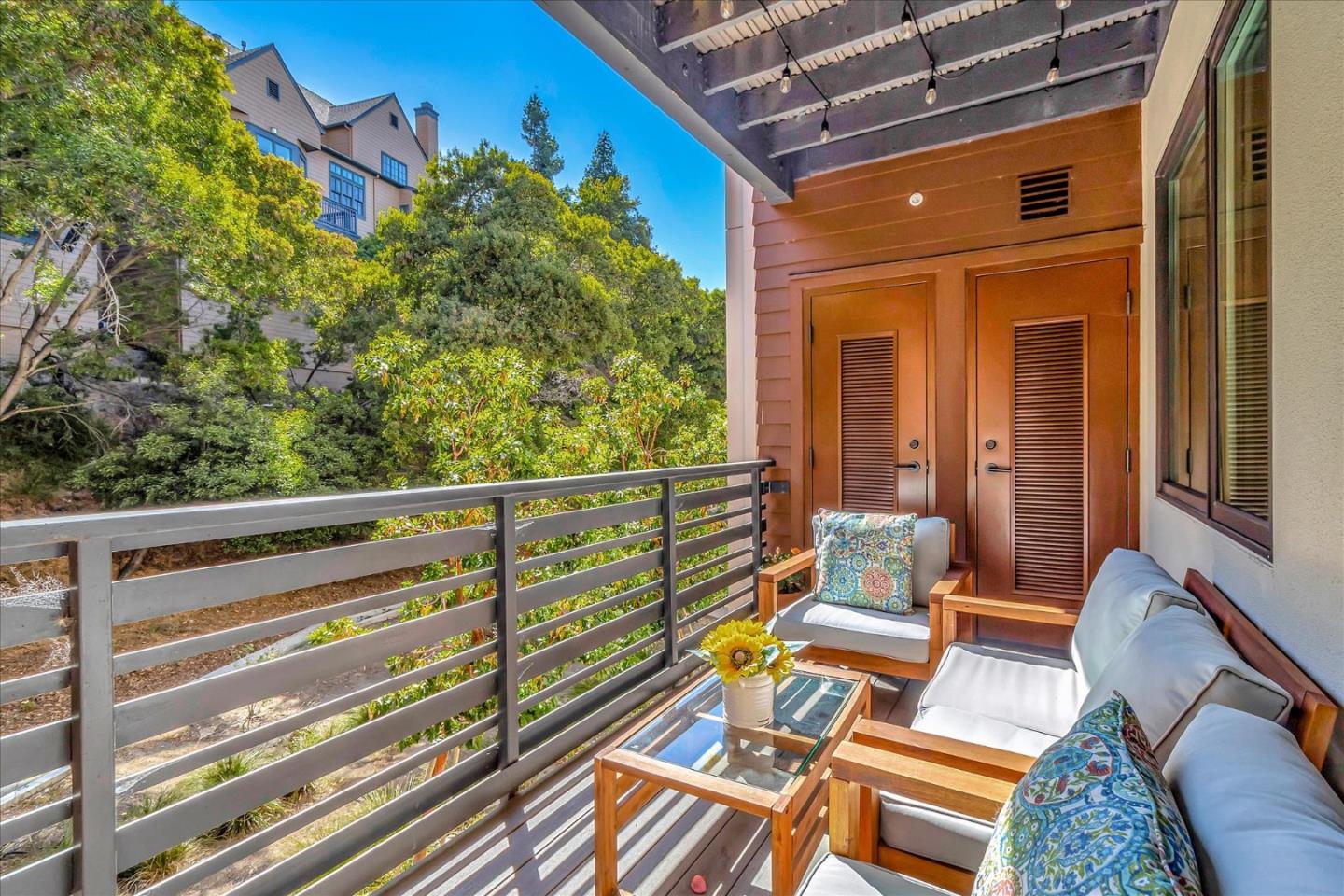 400 El Camino Real Unit: 214