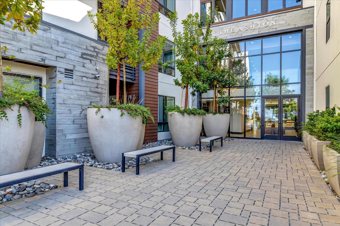 400 El Camino Real Unit: 214
