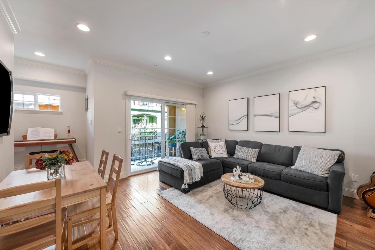 1136 Willow Village SQ