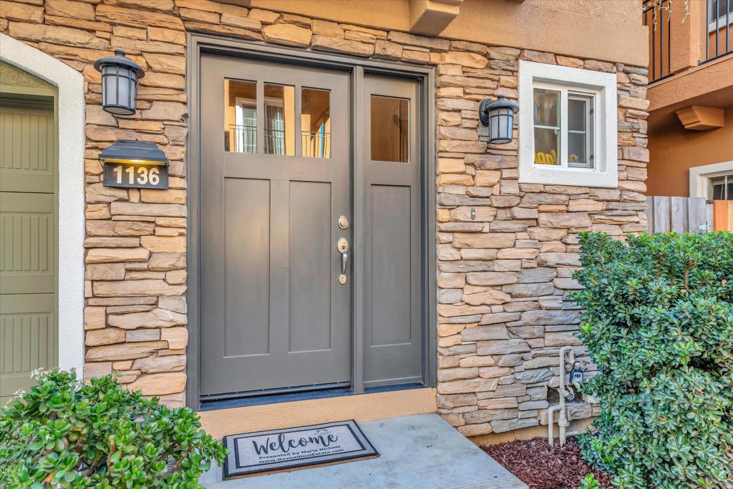 1136 Willow Village SQ