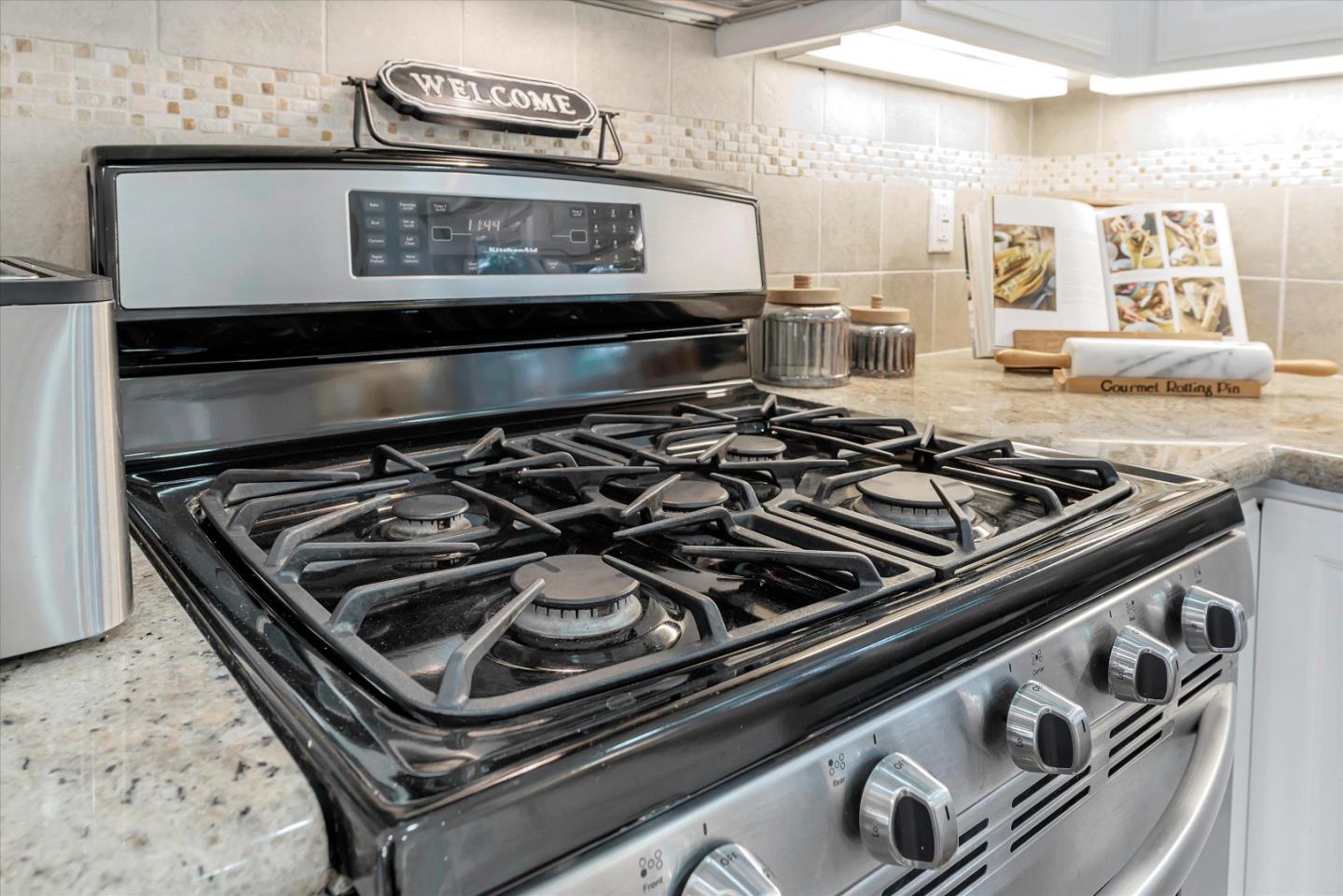 1136 Willow Village SQ