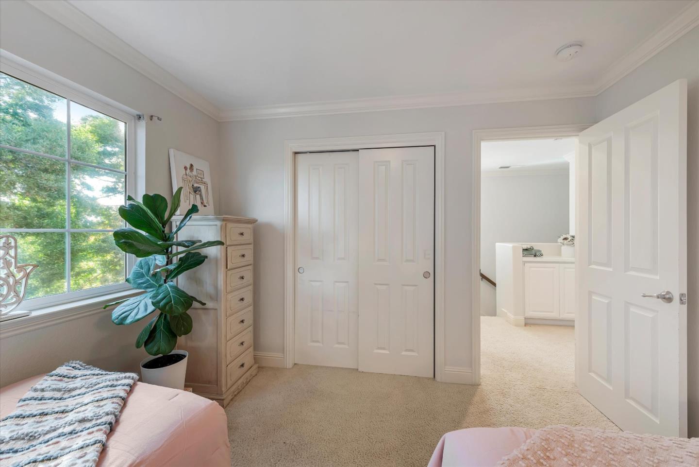 1136 Willow Village SQ