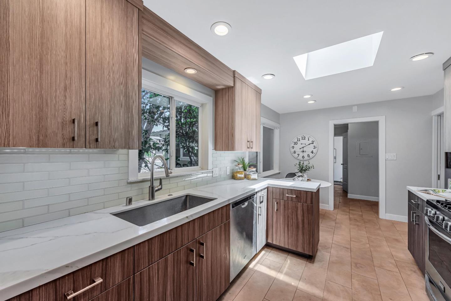 1136 Doralee WAY