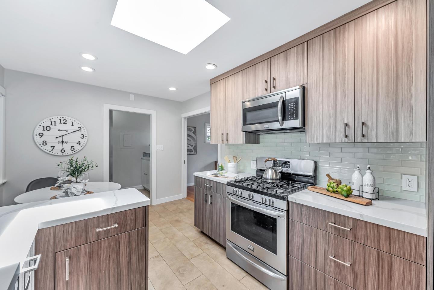1136 Doralee WAY