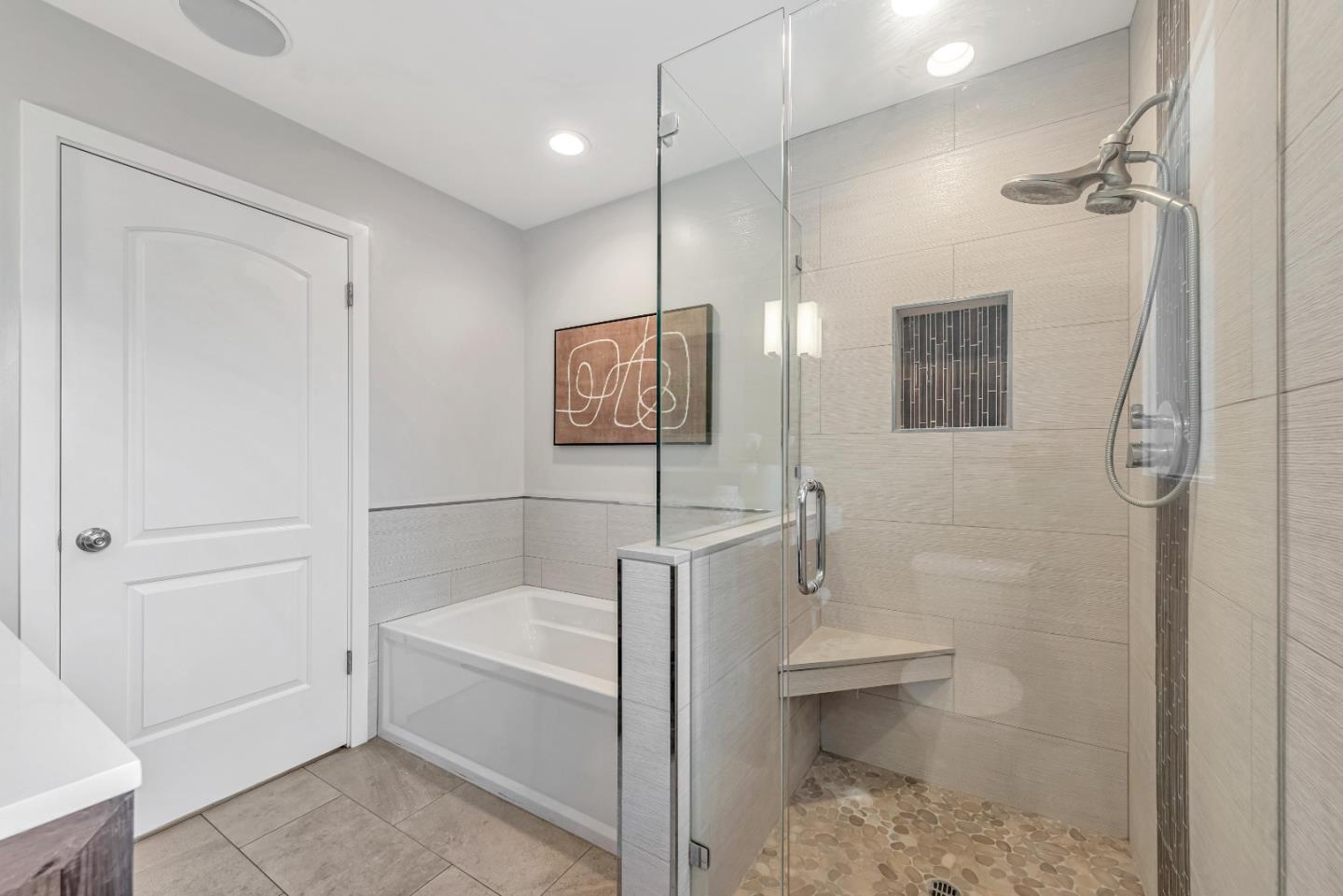 1136 Doralee WAY