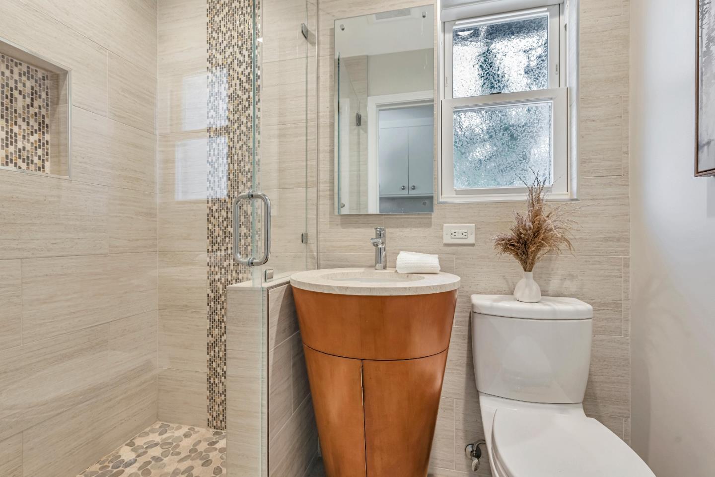 1136 Doralee WAY