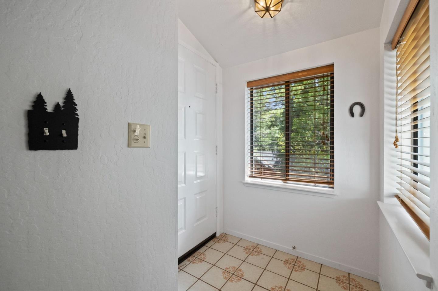 22150 Sarah CIR