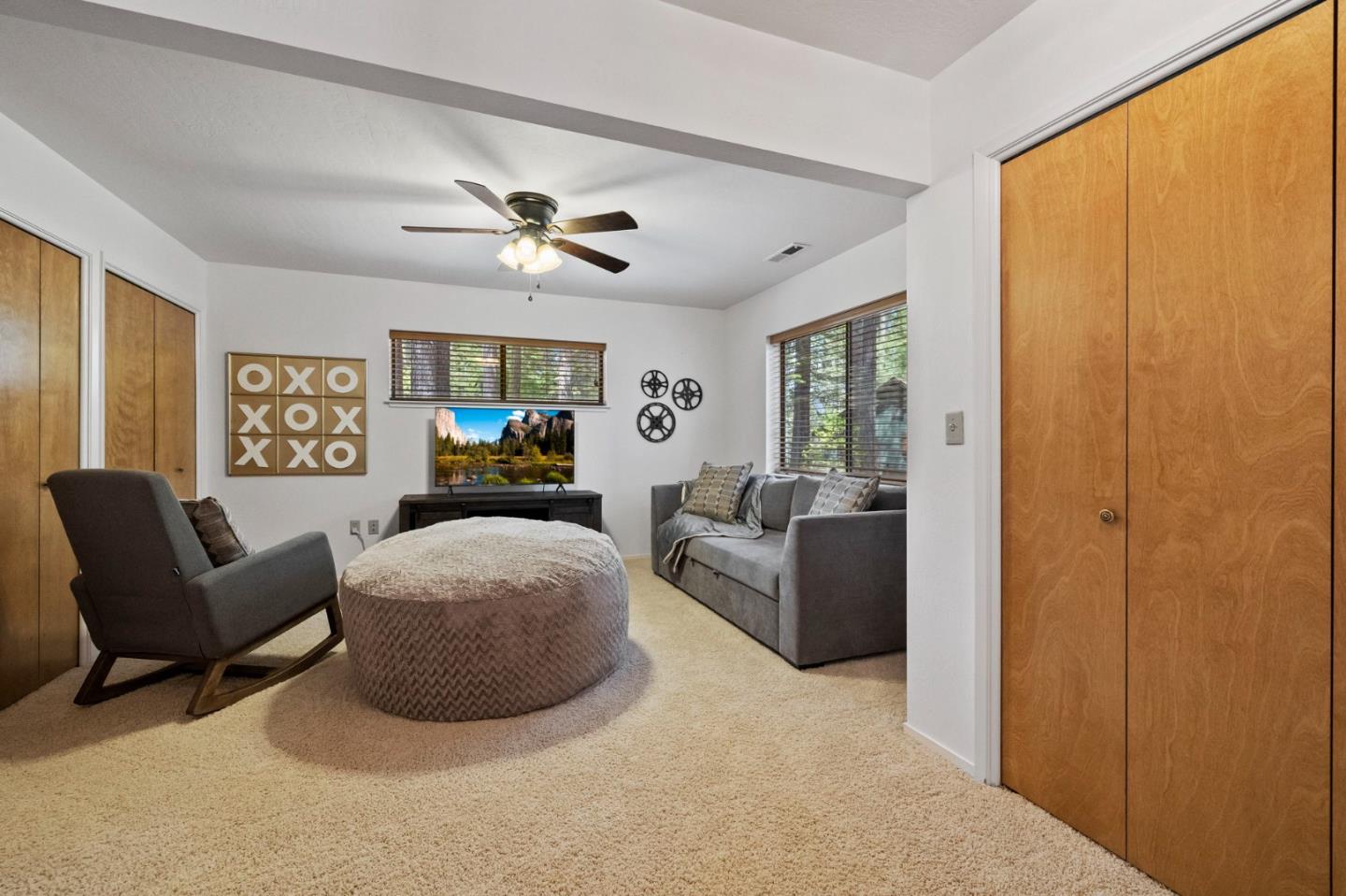 22150 Sarah CIR