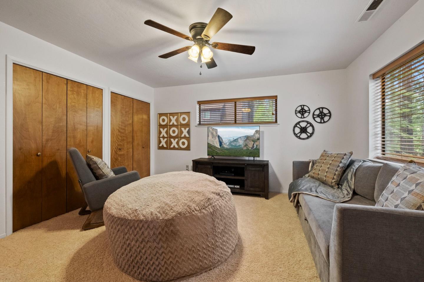 22150 Sarah CIR