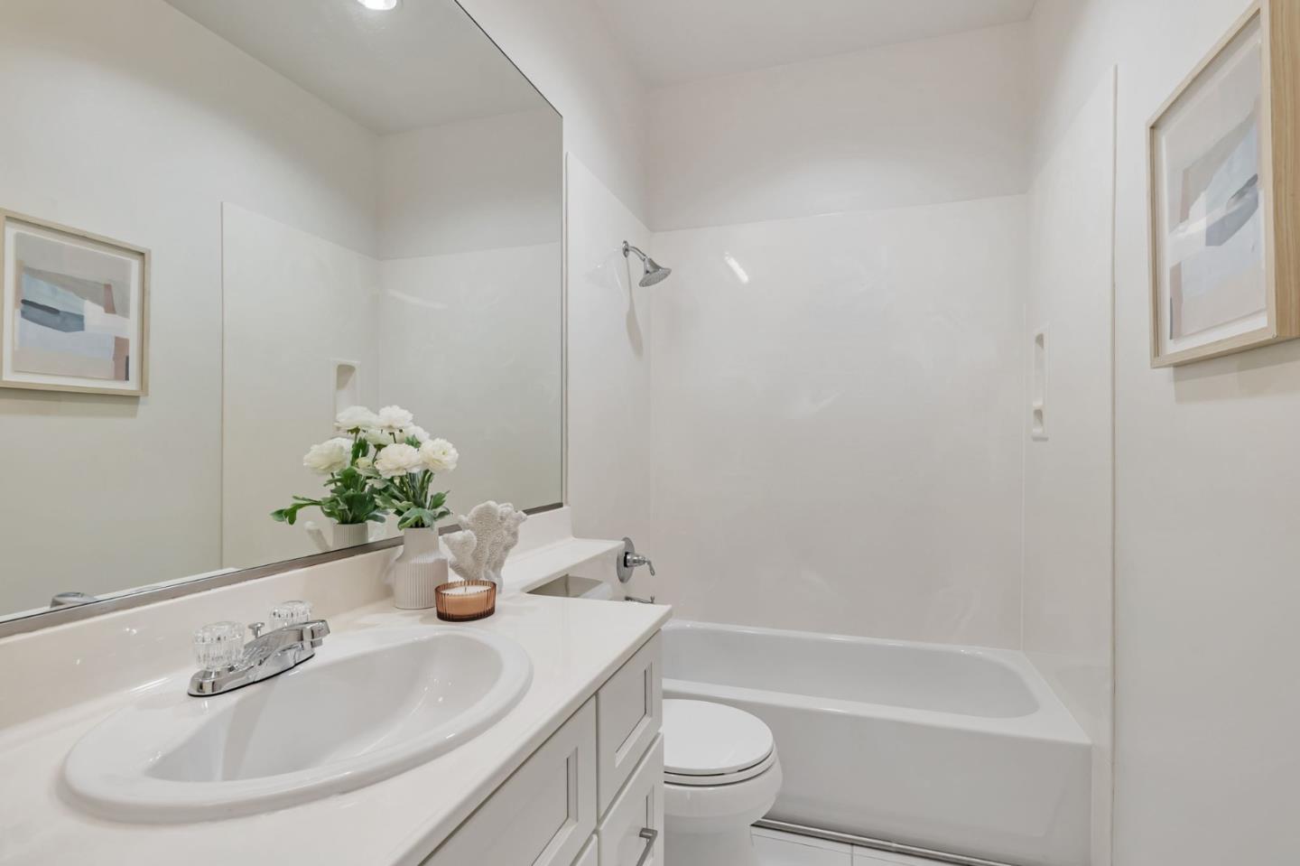 900 Live Oak WAY 903