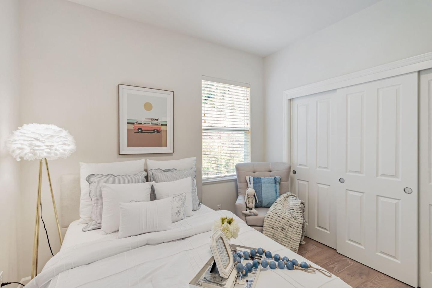 900 Live Oak WAY 903