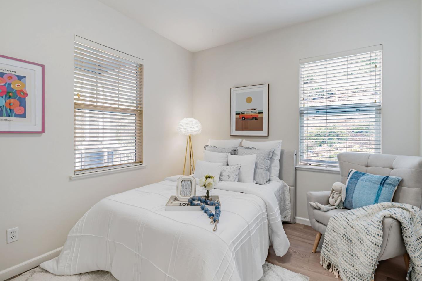 900 Live Oak WAY 903