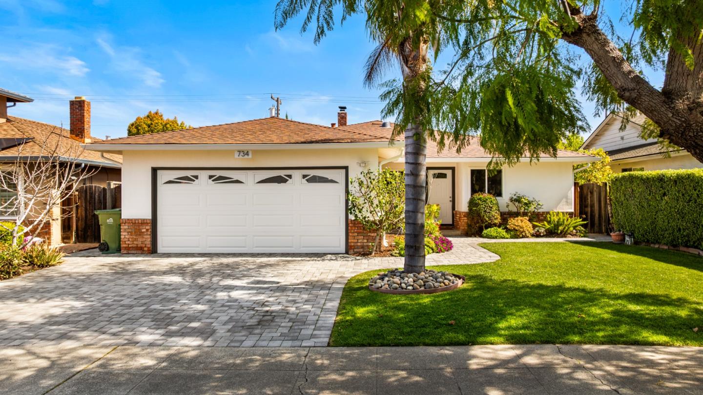 734 Eden AVE