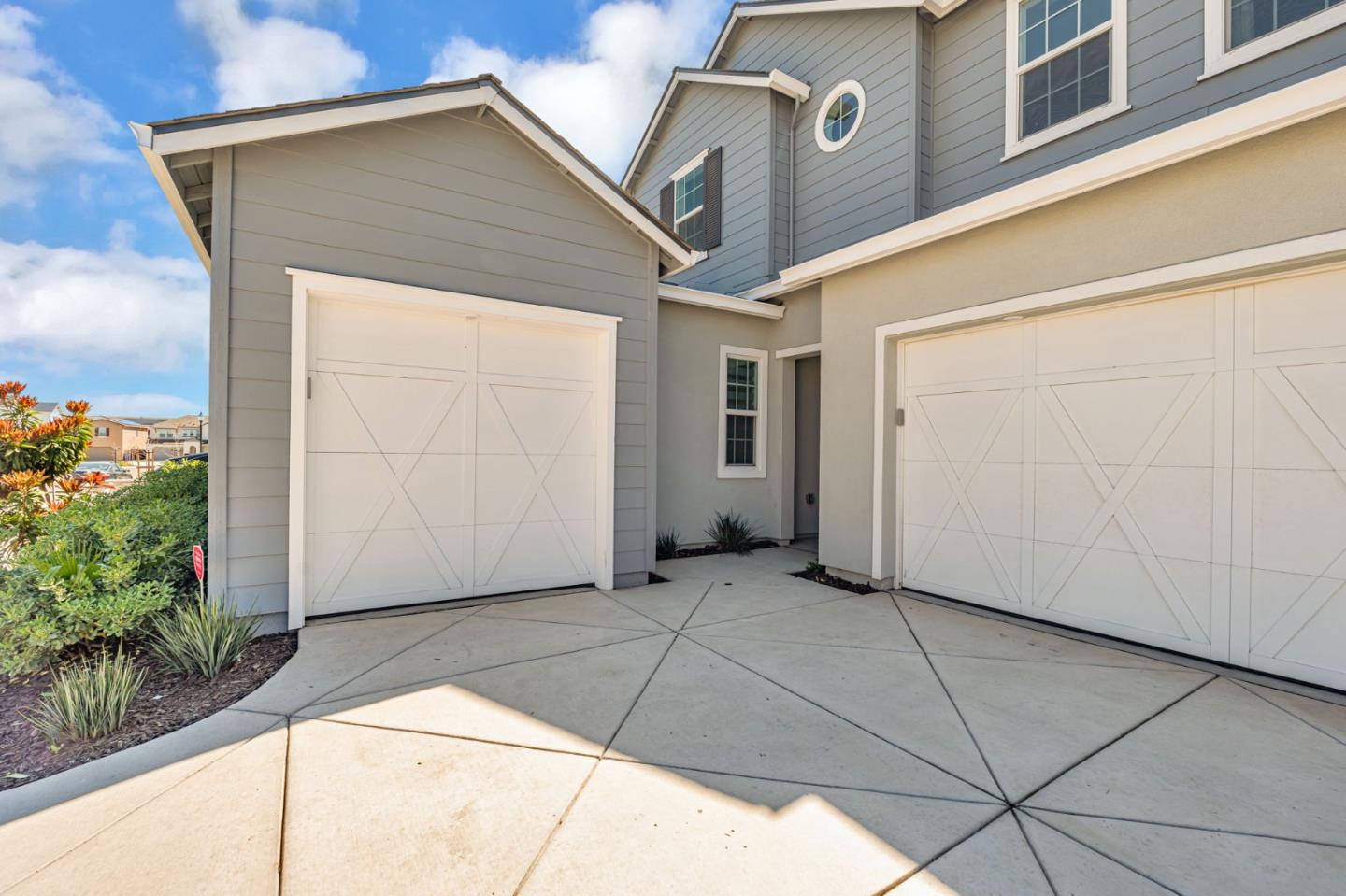 3188 Jake ST