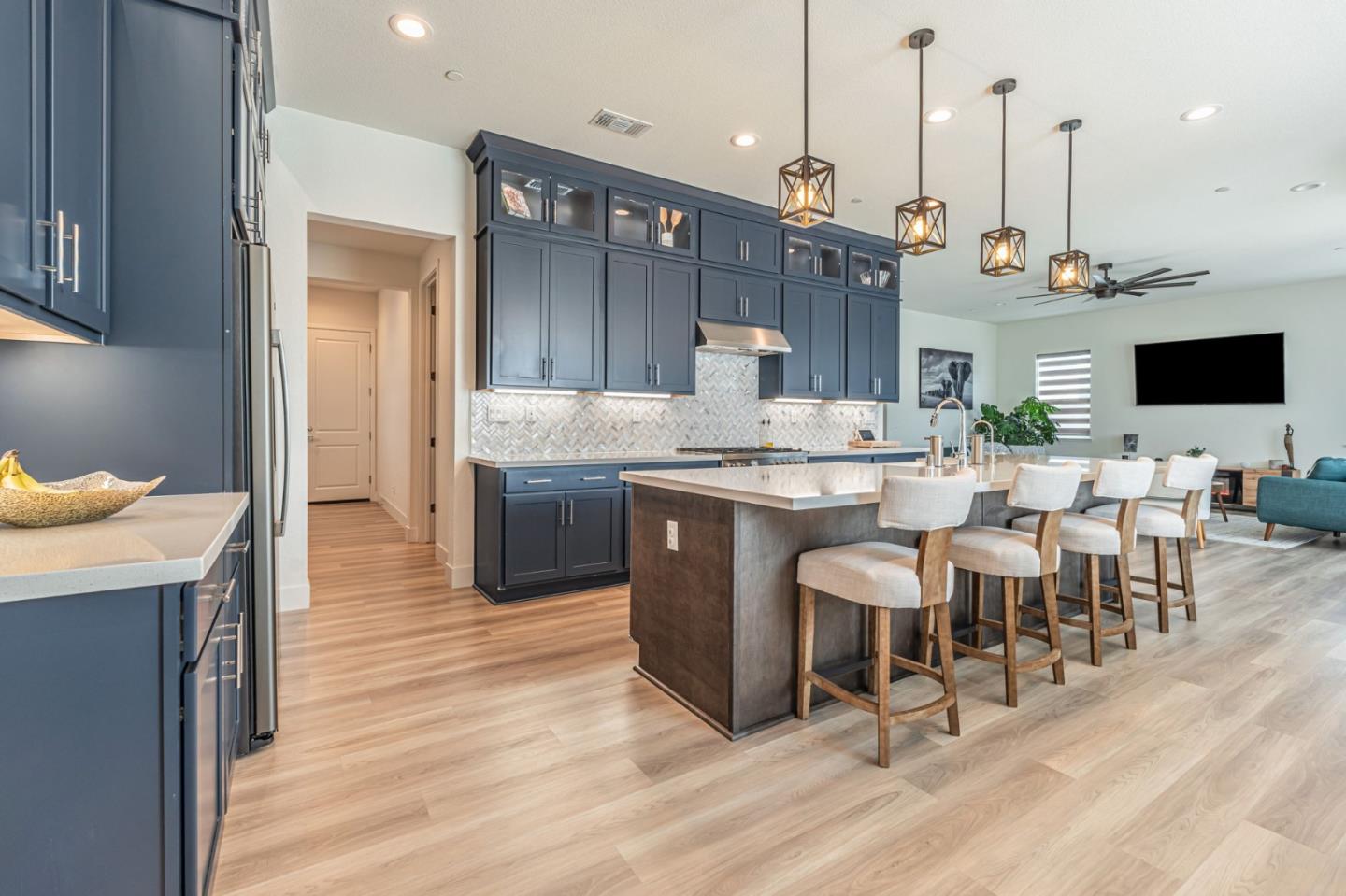 3188 Jake ST