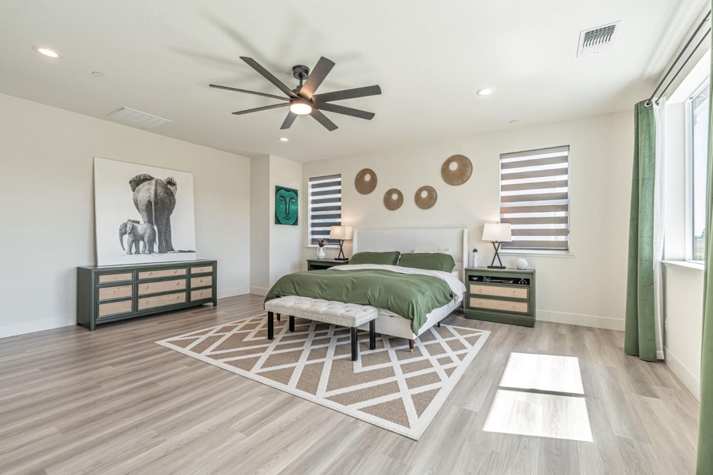 3188 Jake ST