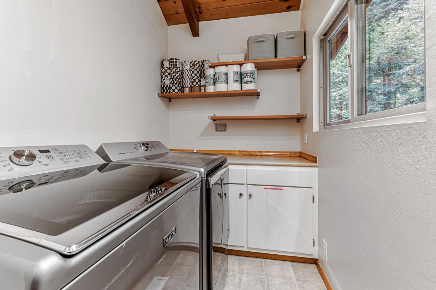 200 View RD