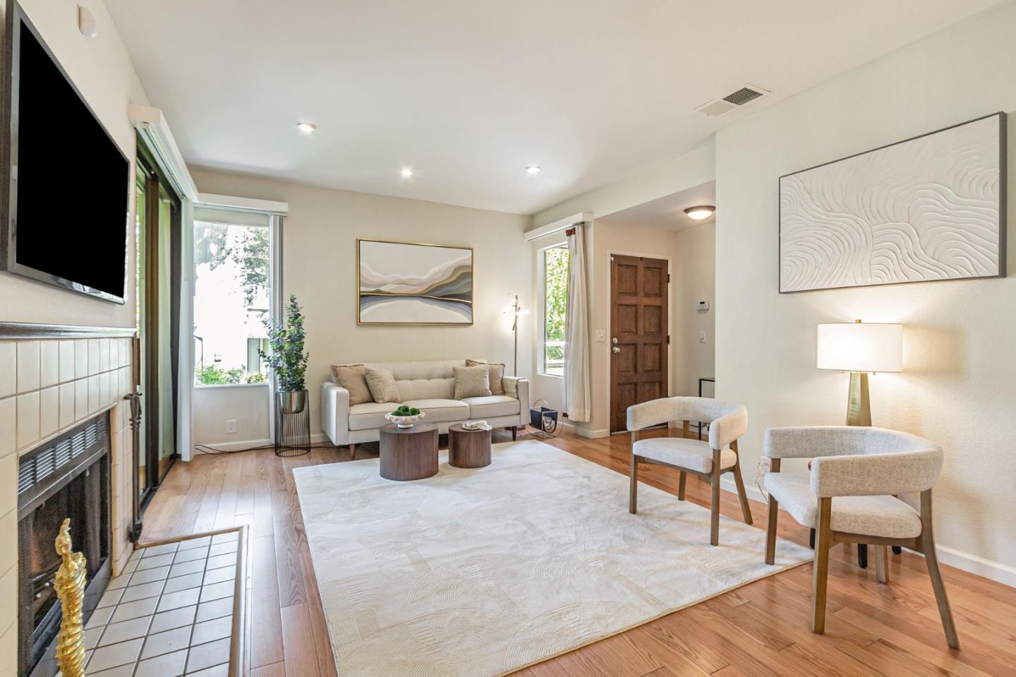1763 Braddock CT